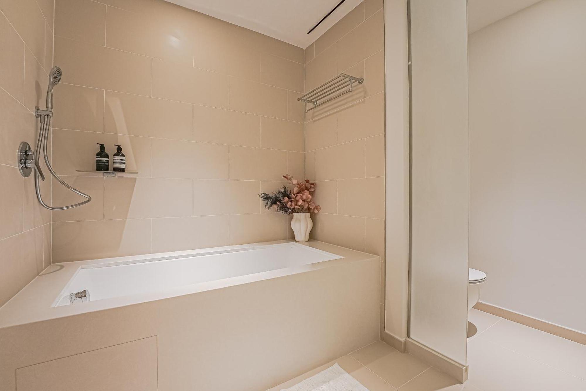 Apartament Modern 2Br High Floor Haven In Vida Dubai Marina Zewnętrze zdjęcie